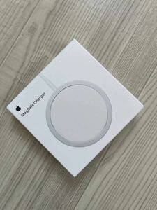 apple MagSafe充電器 ワイヤレス　純正　発送無料　発送無料