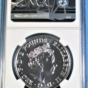 ★★ 最高鑑定 イギリス 202年 ブリタニア (３ Ages Women) 2￡ １oz.999銀貨 NGC MS70 DPL F.R. ★★の画像2