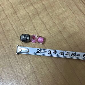 ビーズ3つ