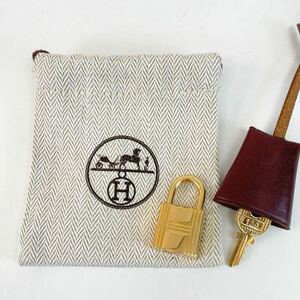 HERMES エルメス カデナ パドロック 南京錠 キー 鍵 クロシェット付き 保存袋 NO.120 ゴールド Z245