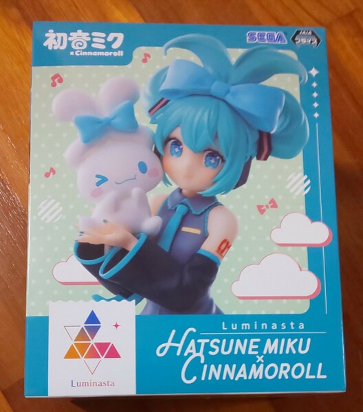 【送料無料！(単品￥3,150)】初音ミク×シナモン　Luminasta　HATSUNE MIKU×CINNAMOROLL