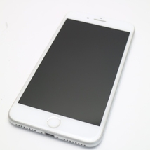 超美品 SIMフリー iPhone8 PLUS 64GB シルバー 即日発送 スマホ Apple 本体 白ロム あすつく 土日祝発送OK_画像1