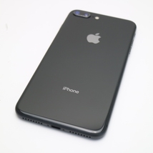 超美品 SIMフリー iPhone8 PLUS 64GB スペースグレイ ブラック 中古 即日発送 スマホ Apple 白ロム あすつく 土日祝発送OK_画像2