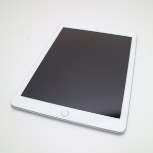 美品 SIMフリー iPad 第5世代 32GB シルバー タブレット 白ロム 中古 即日発送 Apple あすつく 土日祝発送OK