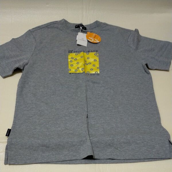 新品未使用タグ付 HUITIEMEのTシャツ