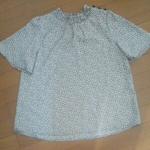 レディース★半袖花柄ブラウス★OLIVE des OLIVE★Mサイズ