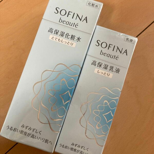 ソフィーナ ボーテ 高保湿化粧水 とてもしっとり 140ml ×1本＆しっとり高保湿乳液60g×1本