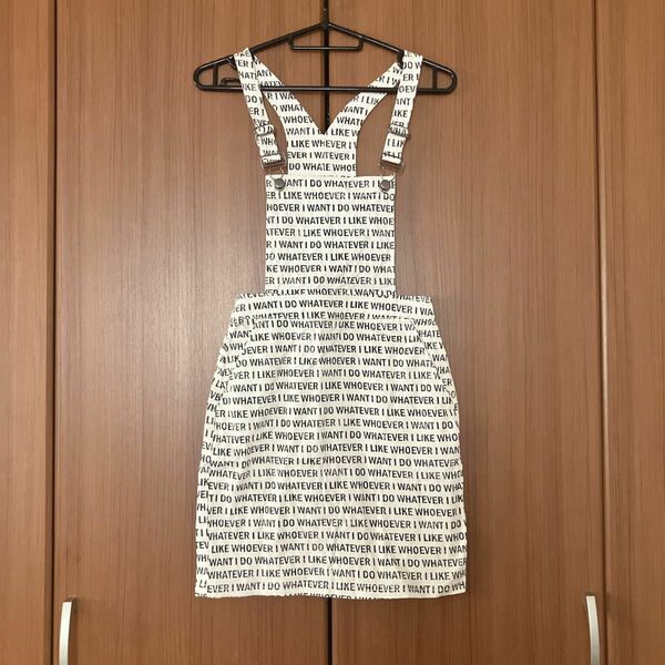 ジャンバースカート　H&M 可愛い　低身長　サロペットスカート　