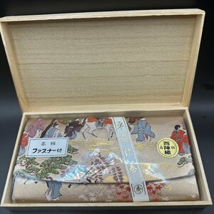 q195 新品未使用保管品　平安絵巻 西陣織 高級 ファスナー付き長財布 絵巻柄　