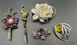 q595 ヴィンテージ ブローチ コサージュ アクセサリーお花モチーフなど 海外製 ビジュー まとめ売り