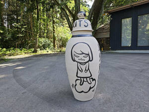 [ copy ] Nara beautiful .Yoshitomo Nara Evil Spirits Come Out Ceramic 82cm