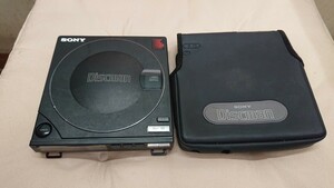 SONY D-100 ＋ BP-100 Discman ケース付 ジャンク品 送料無料。COMPACT DISC COMPACT PLAYER 