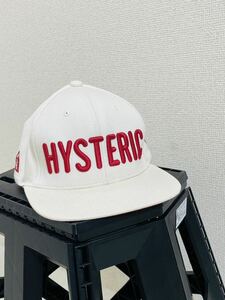 7161. 【レア】HYSTERIC GLAMOUR ヒスガール 刺繍 キャップ ヒステリックグラマー ベースボール 帽子 白 ホワイト 赤 レッド 男女兼用