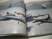 YH33 [洋書]BLACK MAGIC America's Spyplanes:SR-71 and U-2_画像2