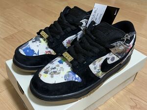 SUPREME × SB DUNK LOW "RAMMELLZEE" FD8778-001 （ブラック/ブラック/マルチカラー）