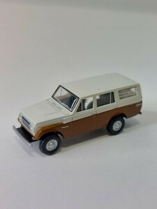 トミーテック カーコレクション 第13弾 トヨタランドクルーザー FJ56V No.190 1/150スケール