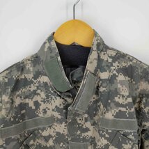 US ARMY(ユーエスアーミー) 13年製 デジカモ コンバットジャケット メンズ SMALL-X-S 中古 古着 0503_画像3