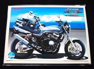 ホンダ　ＣＢ４００・ＳＦ　２００１年　希少カタログ・美美品・送料込み！