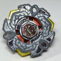 メタルファイトベイブレード ヴァリアレス BEYBLADE 2_画像1