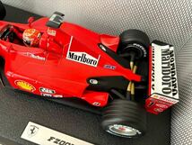 1/18 ホットウィール Ferrari F2001 ミハエル シューマッハ _画像5