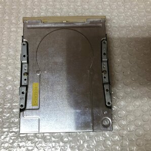 【送60サイズ】未チェックジャンク扱い NEC FD1137D PC-98など用FDDの画像3