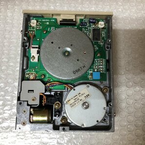 【送60サイズ】未チェックジャンク扱い NEC FD1135D PC-98など用FDDの画像3