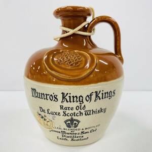 K232-Z9-650【未開栓】Munro’ｓ King of Kings マンローズ キングオブキングス レアオールド デラックス ウイスキー 750ml 43％ 陶器 ②