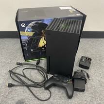 M204-Z15-261 Microsoft マイクロソフト Xbox Series X エックスボックス MODEL/1882 通電確認済み ゲーム機 ブラック ゲーム ②_画像1