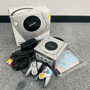 O200-Z1-1167 Nintendo 任天堂 GAME CUBE ゲームキューブ DOL-001 通電確認済み 付属品あり シルバーカラー ゲーム機 テレビゲーム ②