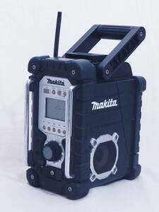 マキタ Makita 充電式ラジオ 黒 MR103B動作確認済み★Makita マキタ 美品 MR 103 AM/FM ラジオ　14.4V純正バッテリー付き