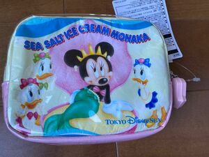 新品　ディズニーランド　ポーチ