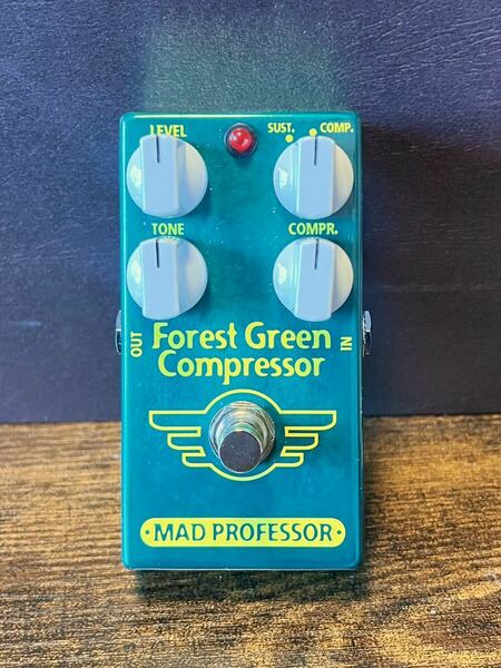 MAD PROFESSOR Forest Green Compressor 