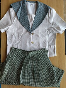 岡山県[就実高等学校]女子制服 HANAE MORI ハナエモリ　160A　夏服上下セット(60.52)　セーラー服