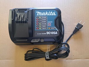 未使用 makita マキタ 10.8V 小型リチウムイオン急速充電器 DC10SA 