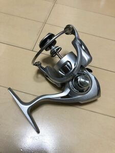 ダイワ　カルディア2004 　Daiwa CALDIA 2000 spool スピニング　リールボディ ジャンク　部品取り　パーツ　11カルディア