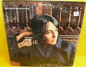 A&P▲LP JOAN BAEZ/One Day At Time〔USED〕