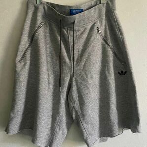 週末セール！adidasアディダス スウェットハーフパンツ　US M グレー