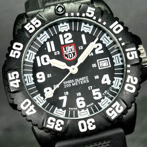 LUMINOX ルミノックス NAVY SEAL ネイビーシール COLORMARK カラーマーク Ref.3051.L 腕時計 クオーツ アナログ カレンダー 回転ベゼル