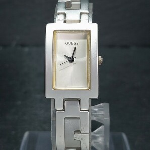 GUESS ゲス アナログ クォーツ 腕時計 ホワイト文字盤 メタルベルト ブレスレットタイプ ステンレス シンプルデザイン 新品電池交換済みの画像2