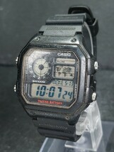 CASIO カシオ スタンダード AE-1200WH-1A メンズ デジタル 腕時計 ブラック スクエア文字盤 ラバーベルト ステンレススチール 動作確認済み_画像3