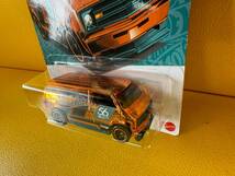 ★単品8個出品★2024★HOT WHEELS★ホットウィール★パール＆クローム★56周年★CUSTOM '77 DODGE VAN★ダッジバン★Chase★チェイス★_画像9