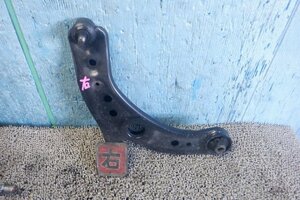  Passo DBA-M700A right front lower lower arm 1KRFE 48069-B1120 [ZNo:05034991] 164738