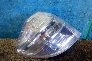 フィット DAA-GP1 左 テール ランプ ライト 33550-TF0-J71 ＬＥＤ STANLEY P9883 [ZNo:06008450] 166479