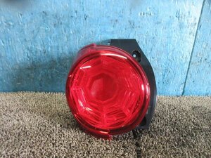 キャスト DBA-LA250S 左 テール ランプ ライト 81270-B2060 ＬＥＤ TOKAI 20519 [ZNo:03034223] 149872