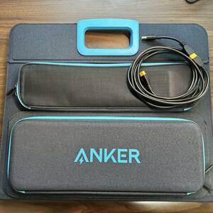 【極美品】Anker（アンカー）625　ソーラーパネル　Solar Panel (100W)　折りたたみ式　高効率 折り畳み式 Anker ポータブル電源対応