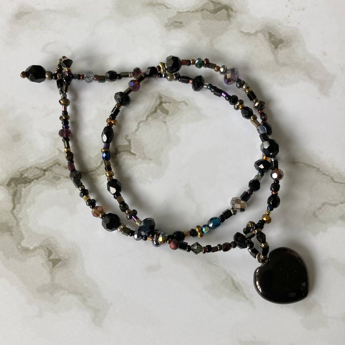 Beaded Necklace Handmade 2way Necklace with Black Heart Charm, Women's Accessories, necklace, pendant, beads, Glass