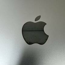 UU243 Apple MacBook Pro MNEH3J/A M2 2022 13.3インチ 8コアCPU 10コアGPU メモリ8GB SSD256GB マックブックプロ HJARR _画像3