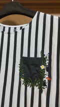 graniph グラニフ 黒×白 ストライプ ポケットにはビューティフルシャドーとお花の刺繍 チュニック ワンピース_画像2
