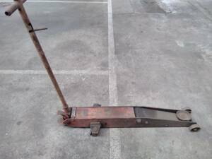  van The i garage jack 3t. used 