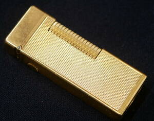 ▲(R605-B179)ジャンク dunhill ダンヒル ガスライター ゴールドカラー 喫煙具 喫煙グッズ コレクション 金色